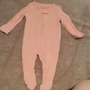🐻 Pink Footie One Piece with Long Sleeves